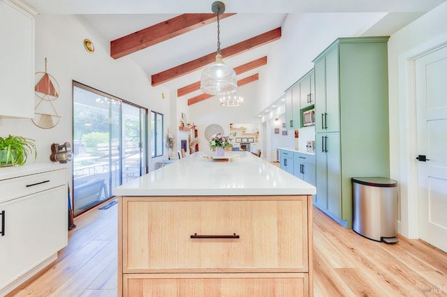 6282 Melita Rd, Santa Rosa, CA 95409