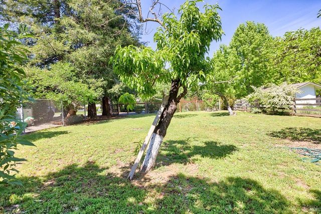 6282 Melita Rd, Santa Rosa, CA 95409