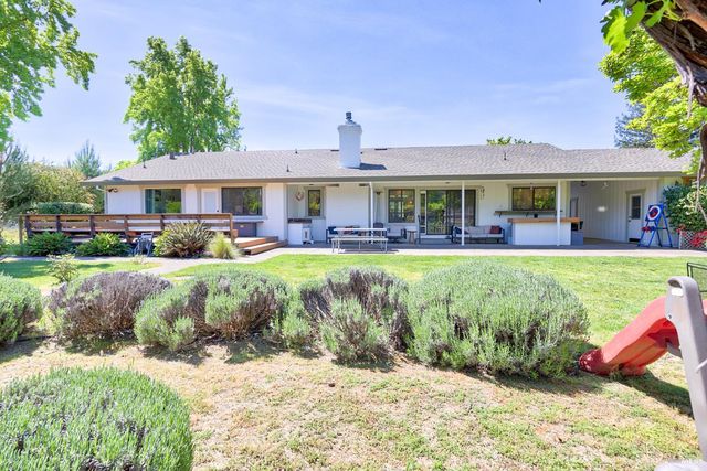 6282 Melita Rd, Santa Rosa, CA 95409