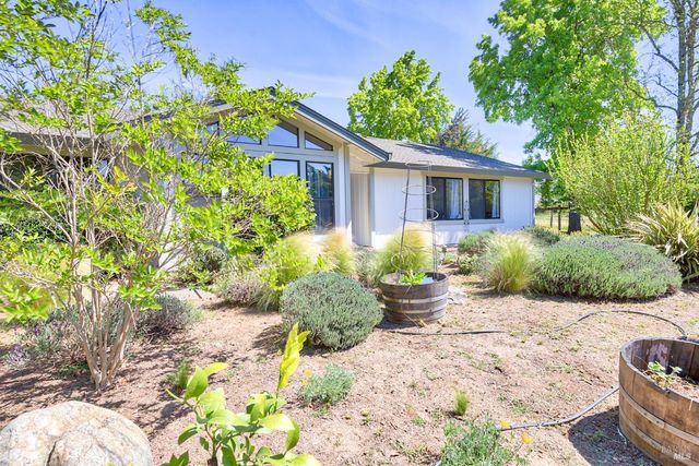 6282 Melita Rd, Santa Rosa, CA 95409