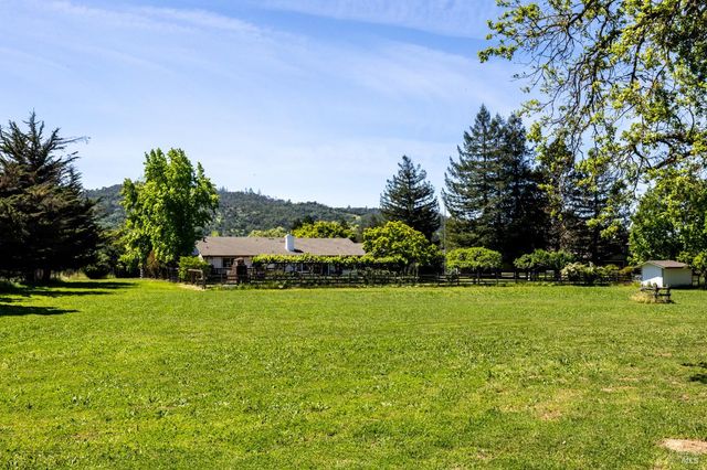 6282 Melita Rd, Santa Rosa, CA 95409