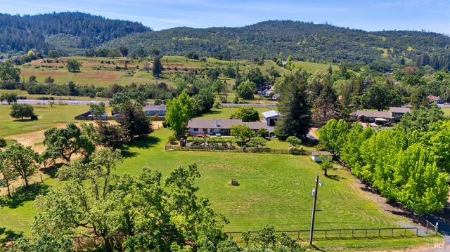 6282 Melita Rd, Santa Rosa, CA 95409