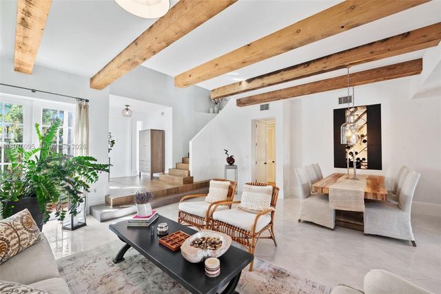 20865 NE 31st Pl, Aventura, FL 33180