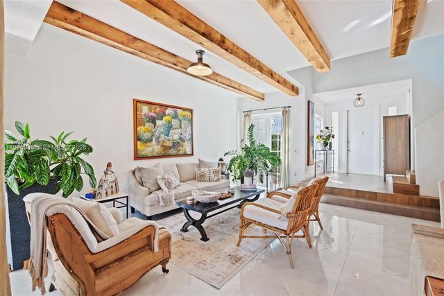 20865 NE 31st Pl, Aventura, FL 33180