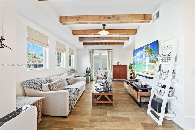 20865 NE 31st Pl, Aventura, FL 33180