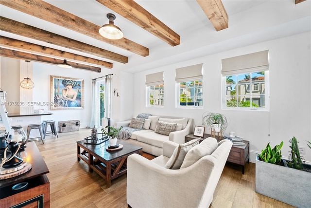 20865 NE 31st Pl, Aventura, FL 33180