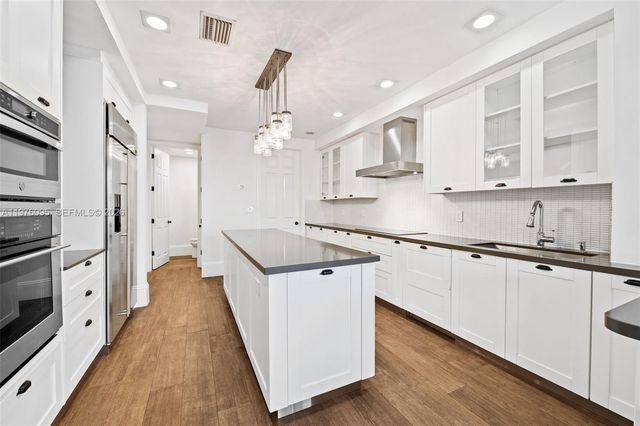 20865 NE 31st Pl, Aventura, FL 33180