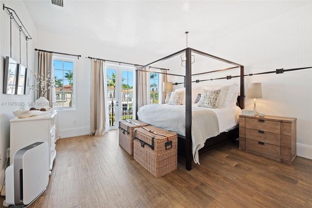 20865 NE 31st Pl, Aventura, FL 33180