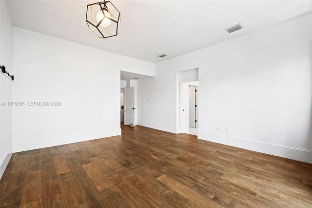 20865 NE 31st Pl, Aventura, FL 33180