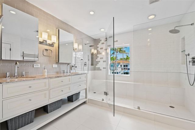 20865 NE 31st Pl, Aventura, FL 33180