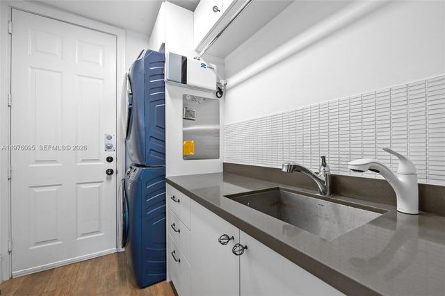 20865 NE 31st Pl, Aventura, FL 33180