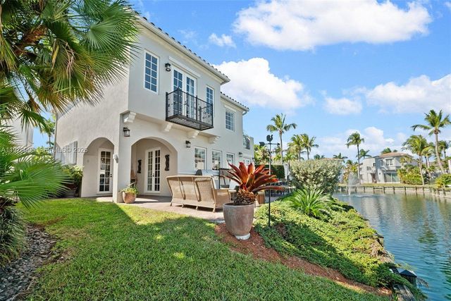 20865 NE 31st Pl, Aventura, FL 33180