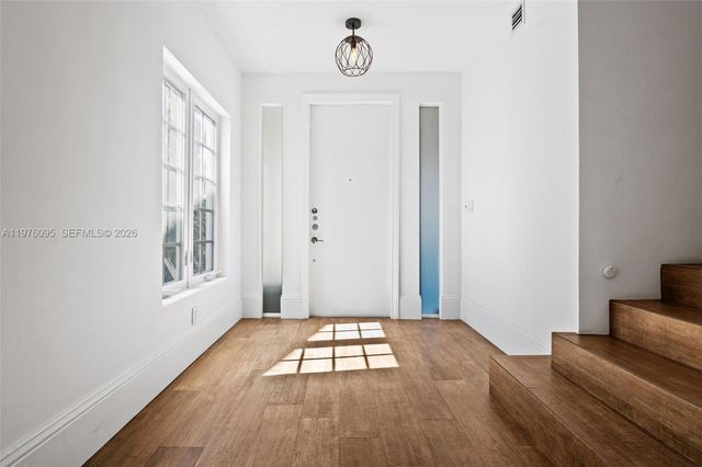 20865 NE 31st Pl, Aventura, FL 33180