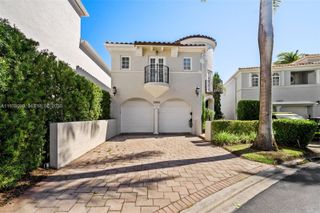 20865 NE 31st Pl, Aventura, FL 33180