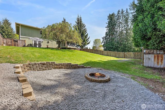 15112 104th Avenue Ct E, Puyallup, WA 98374