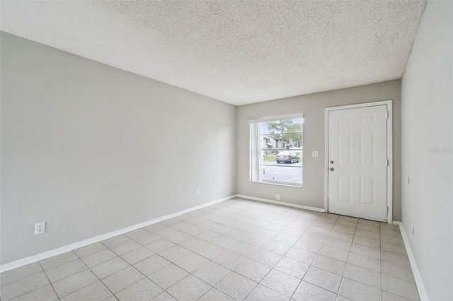 2 LAKE VILLA WAY, Kissimmee, FL 34743