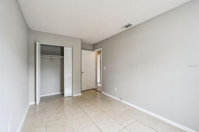2 LAKE VILLA WAY, Kissimmee, FL 34743