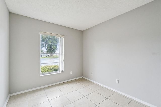 2 LAKE VILLA WAY, Kissimmee, FL 34743