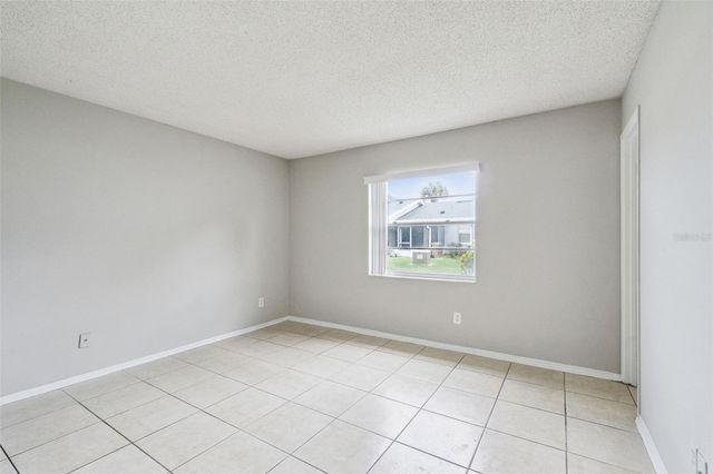 2 LAKE VILLA WAY, Kissimmee, FL 34743