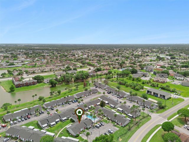 2 LAKE VILLA WAY, Kissimmee, FL 34743