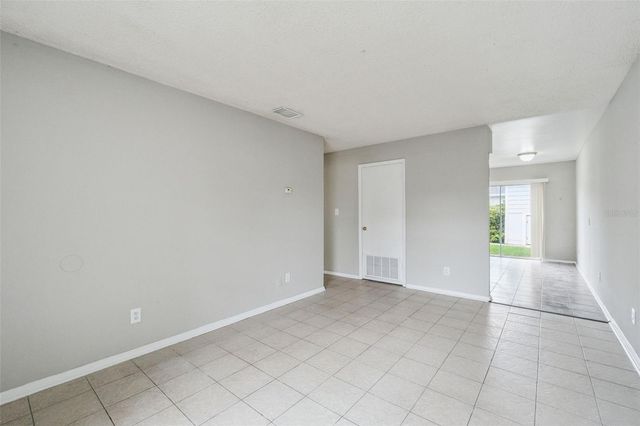 2 LAKE VILLA WAY, Kissimmee, FL 34743