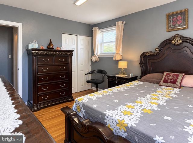 8597 BUSTLETON AVE, Philadelphia, PA 19152