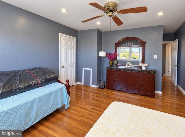 8597 BUSTLETON AVE, Philadelphia, PA 19152