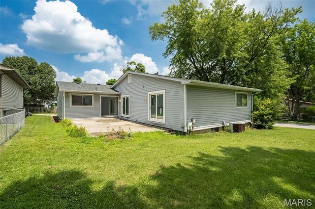 1804 Fairfax Drive, Barnhart, MO 63012