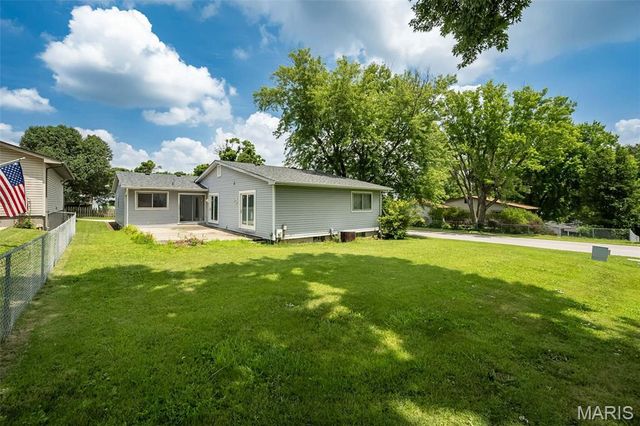 1804 Fairfax Drive, Barnhart, MO 63012