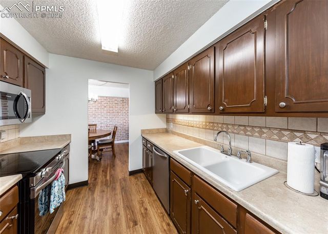 411 Lakewood Circle A802, Colorado Springs, CO 80910