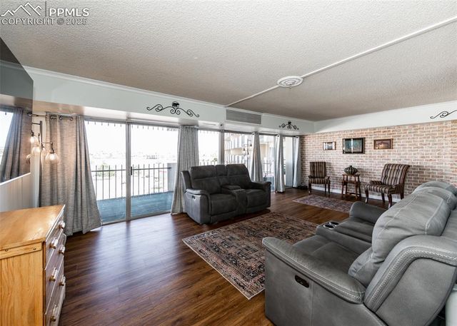 411 Lakewood Circle A802, Colorado Springs, CO 80910