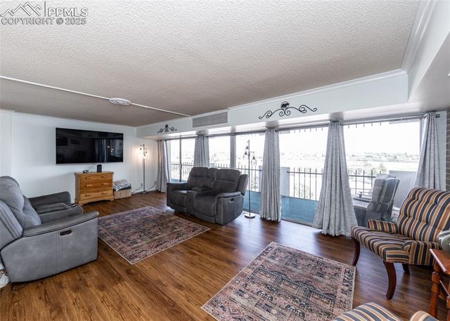 411 Lakewood Circle A802, Colorado Springs, CO 80910