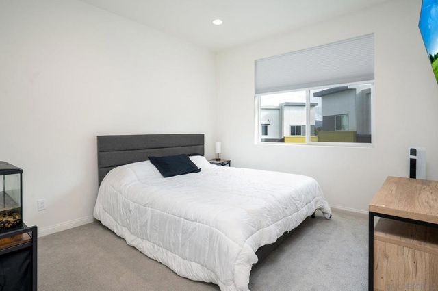 261 Gateway Ct, El Cajon, CA 92020