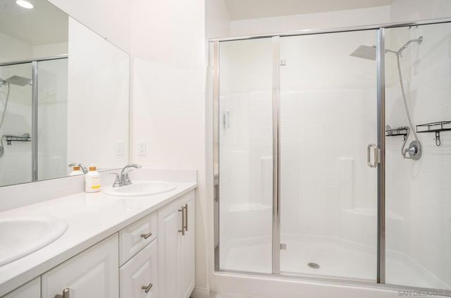 261 Gateway Ct, El Cajon, CA 92020