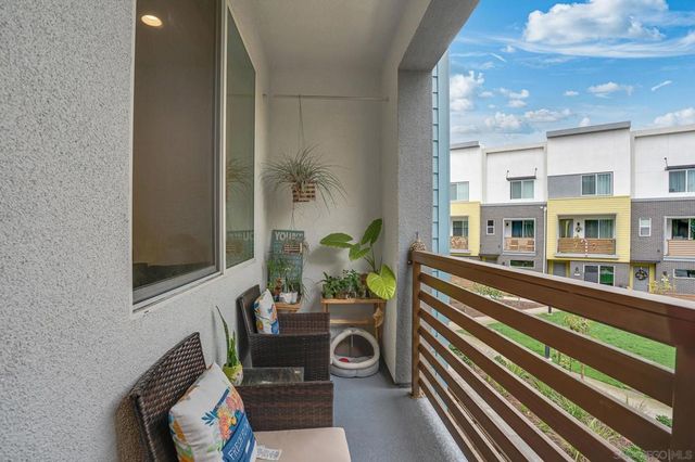 261 Gateway Ct, El Cajon, CA 92020