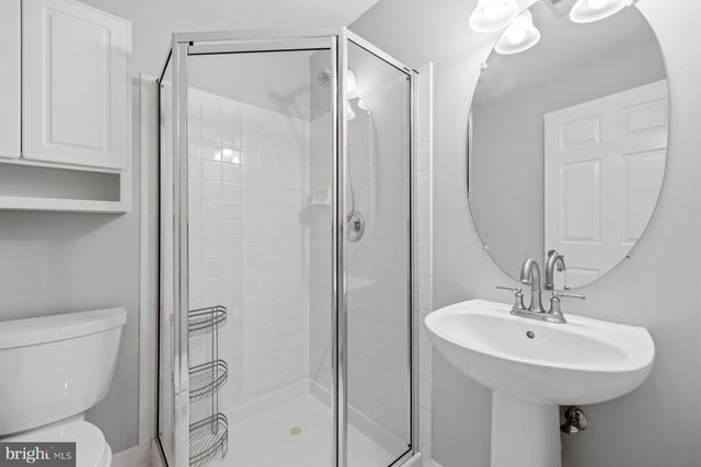 487 WINDING ROSE DR, Rockville, MD 20850