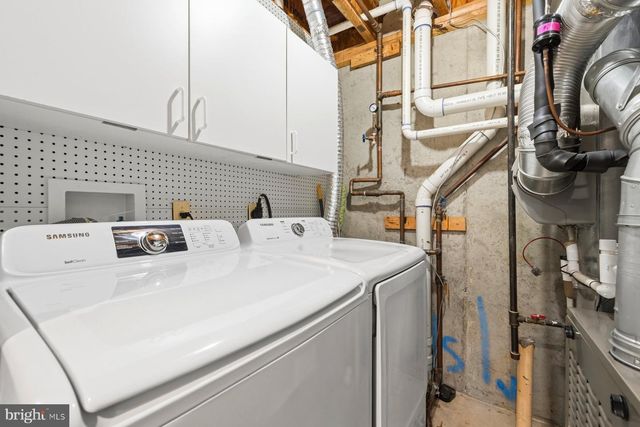 487 WINDING ROSE DR, Rockville, MD 20850