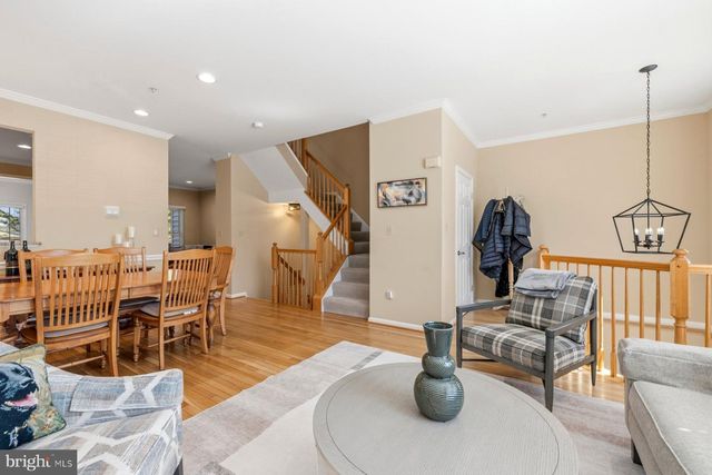 487 WINDING ROSE DR, Rockville, MD 20850