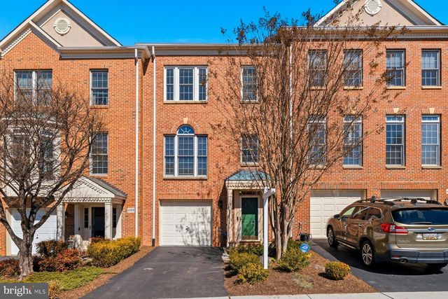 487 WINDING ROSE DR, Rockville, MD 20850