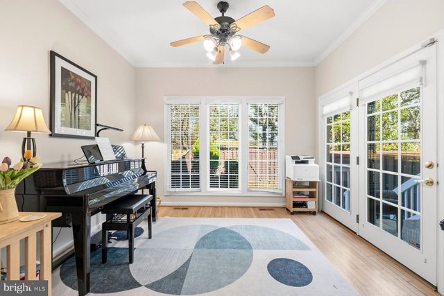 487 WINDING ROSE DR, Rockville, MD 20850