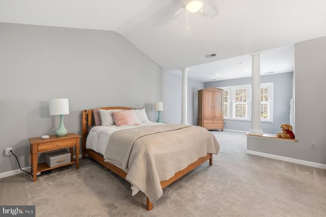 487 WINDING ROSE DR, Rockville, MD 20850