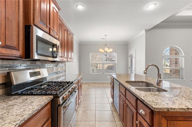 1206 Sycamore Street, Cave Springs, AR 72718