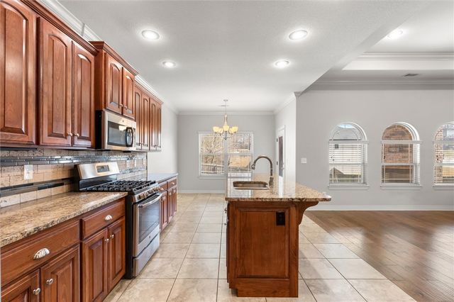 1206 Sycamore Street, Cave Springs, AR 72718