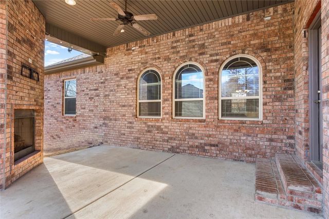 1206 Sycamore Street, Cave Springs, AR 72718