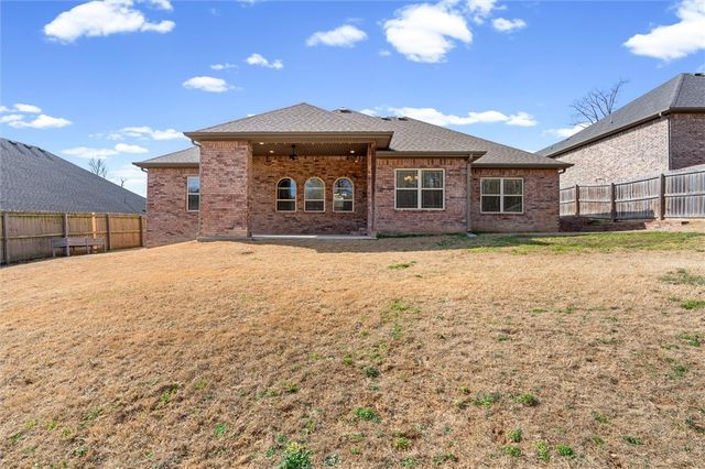 1206 Sycamore Street, Cave Springs, AR 72718