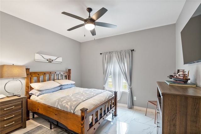 2626 Lannister Lane, Corpus Christi, TX 78415