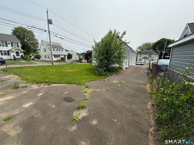 11 Colony Street, Stratford, CT 06615