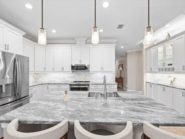 2126 PARROT FISH DRIVE, Holiday, FL 34691