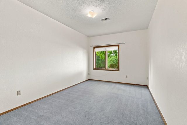 16501 E MACMAHAN Rd, Spokane, WA 99217