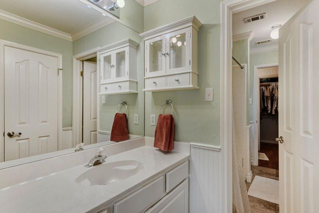 6925 Robert Dixon DR, Austin, TX 78749